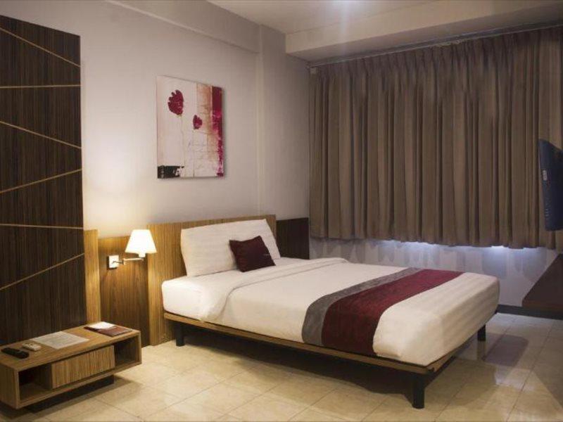 Valore Hotel Cimahi Luaran gambar