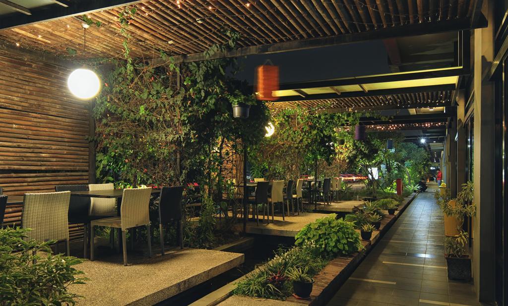 Valore Hotel Cimahi Luaran gambar