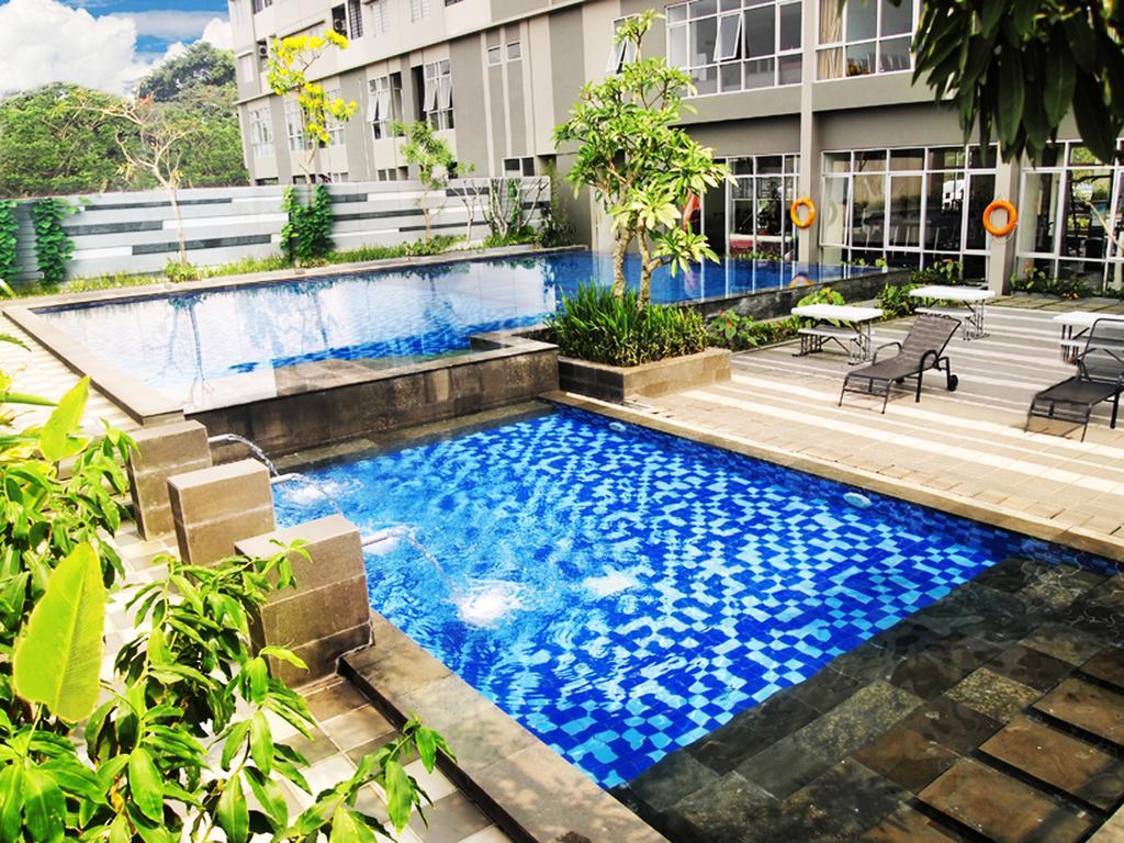 Valore Hotel Cimahi Luaran gambar