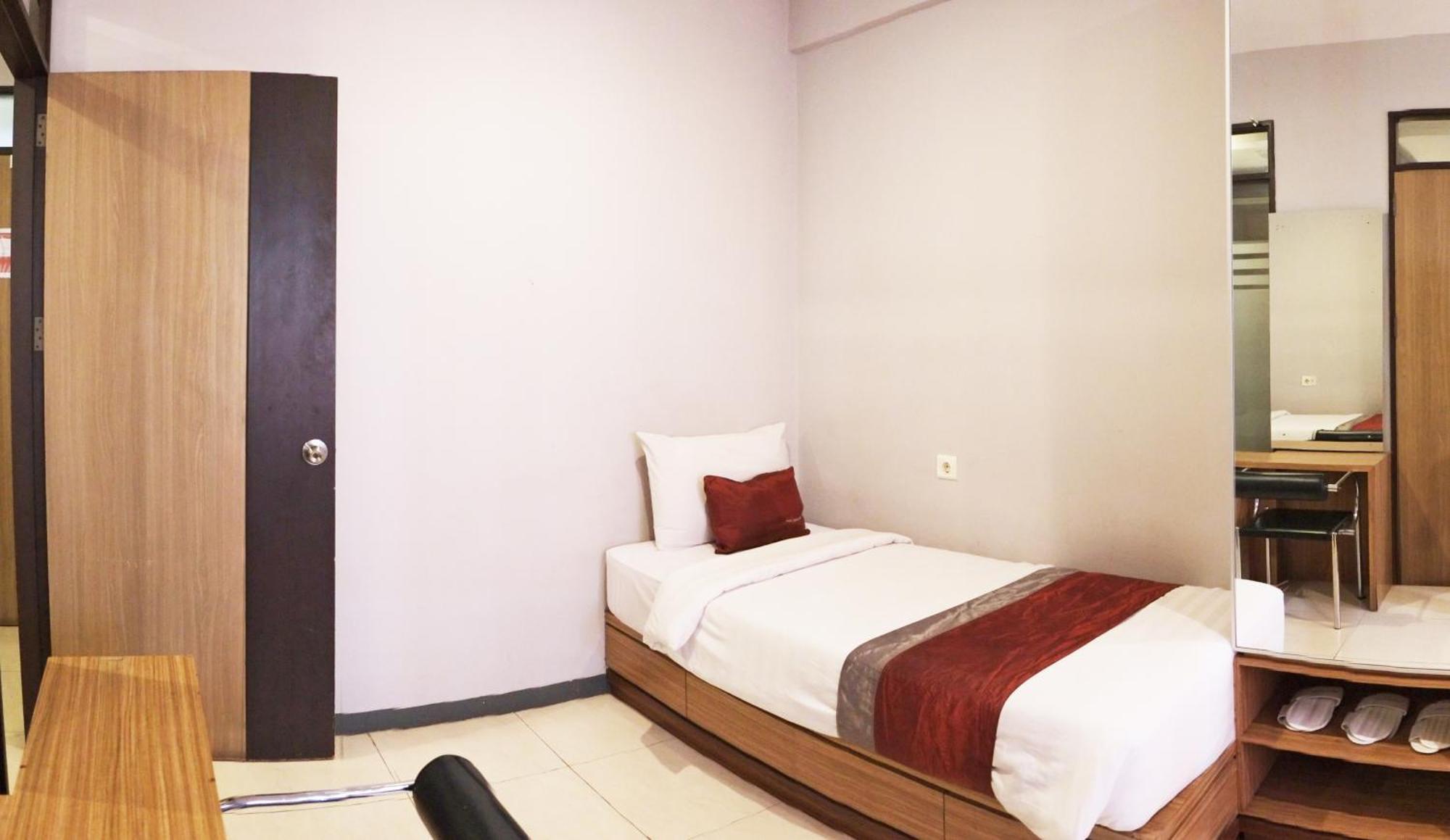 Valore Hotel Cimahi Luaran gambar