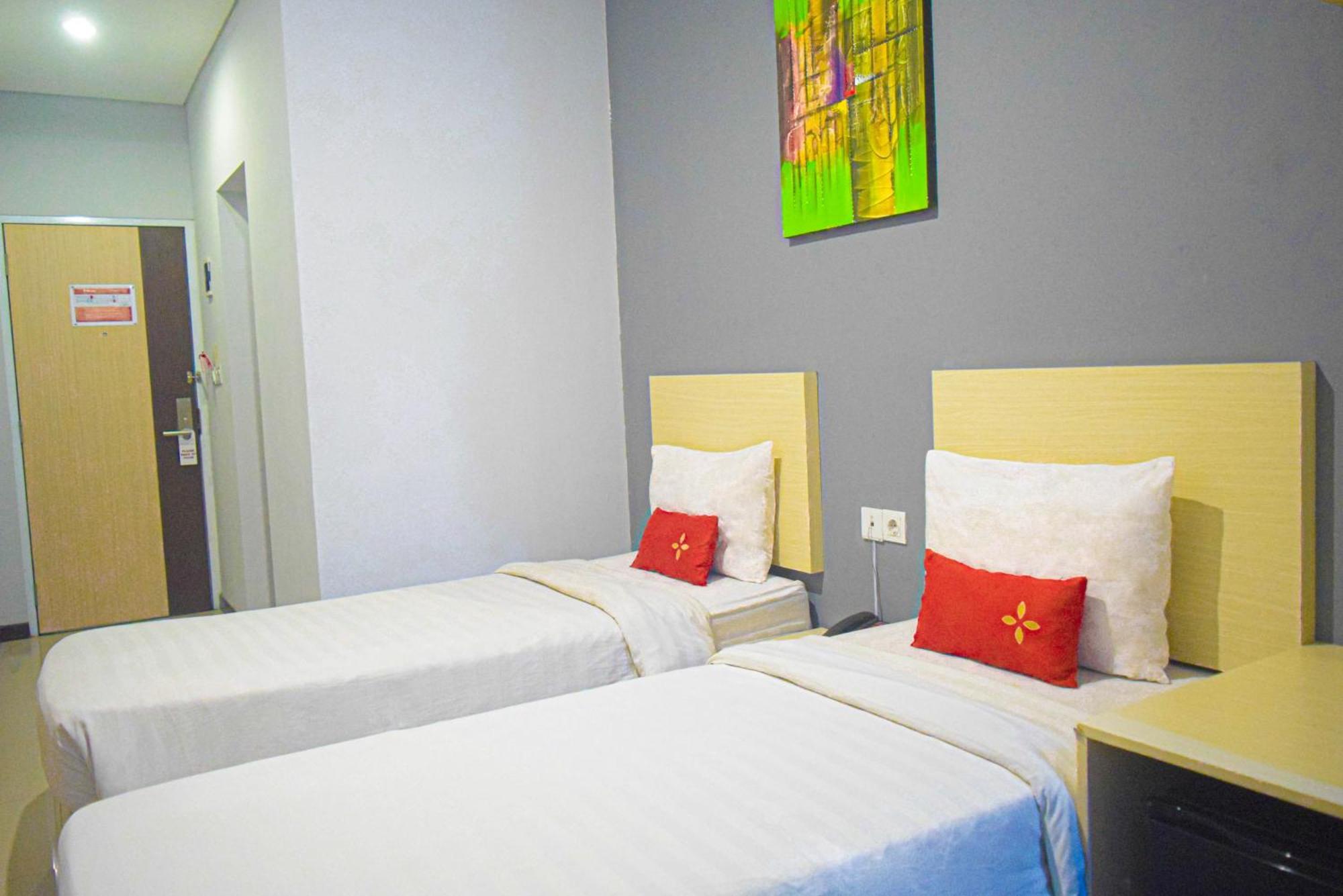 Valore Hotel Cimahi Luaran gambar