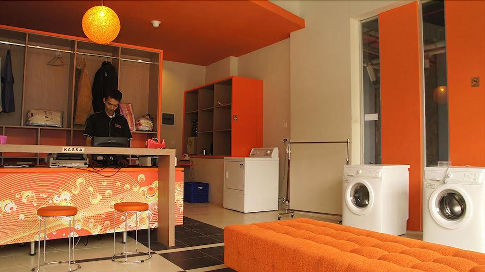 Valore Hotel Cimahi Luaran gambar